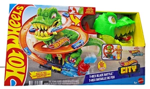 Hot Wheels Diecast City T-Rex Blaze Battle Playset NEW 4+ - Picture 1 of 6