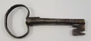 *B6) Antique Large Skeleton Key Iron Garden Security Gate Jail 7-3/8" - Picture 1 of 14