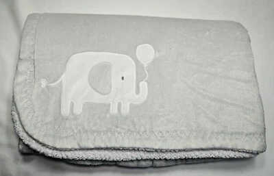 Kidsline Gray Elephant with Balloon Plush Baby Blanket White Sherpa - Image 1 of 4