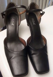 Diba East Black Heels Shoes Straps Silvertone Buckles 8.5 M - Picture 1 of 3