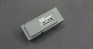 Audi A3 S3 8V Ami Connection Inferface Anschlusbuxe 8V0035736/8V0 035 736/6PS - Picture 1 of 3