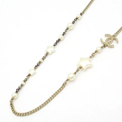 Auténtico collar de perlas de imitación de herrajes dorados crema CHANEL Coco Foto 1 de 4