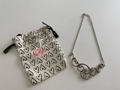 Colar de colar de cristal Brighton aposentado de renda esterlina tom prata com bolsa de pó - Imagem 1 de 4