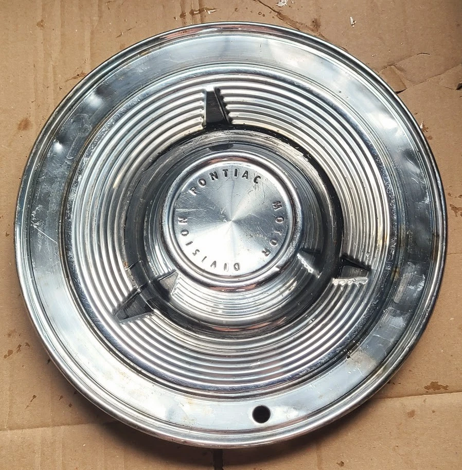 Pontiac Bonneville Y8 1962-1964 tapacubos llanta tapacubos 14" fabricante de equipos originales usado Foto 1 de 1