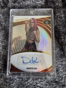 2023 Panini Revolution WWE - Autographs Dakota Kai - Bild 1 von 2