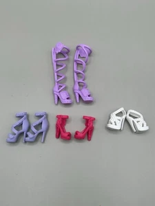 Mattel Barbie Schuhe Riemchen High Heel Sandalen sortiert Konvolut 4 Paar - Bild 1 von 5