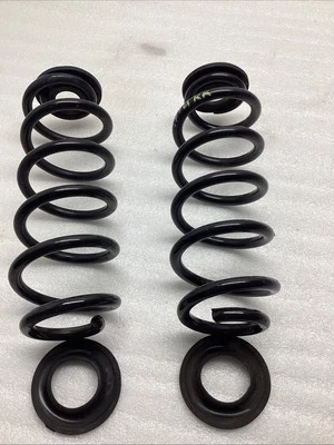 2017-22 Toyota Prius Prime Rear Suspension Right & Left Coil Spring OEM - Image 1 of 4