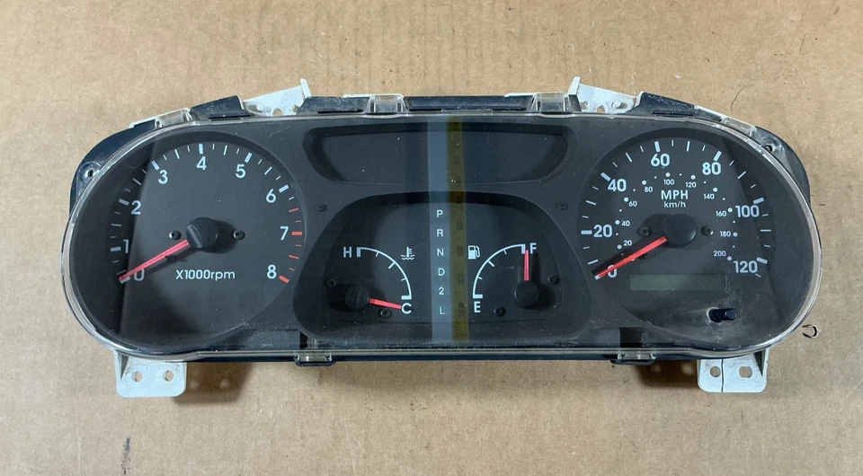 Cuadro de instrumentos velocímetro Kia Sportage 2001-2002 OEM Foto 1 de 4