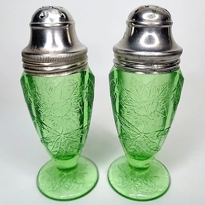 Embossed Uranium Glass Poinsettia Flowers Floral Salt/Pepper Shakers Jeannette - Image 1 of 4