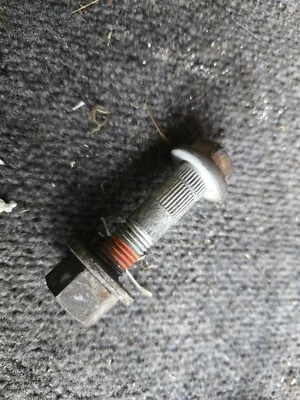 1992-2002 Cadillac Eldorado Deville Seville Shock Strut Absorbers 2-Bolts Set - Image 1 of 4