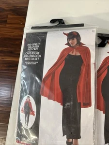 Red Cape Mid Length Collar Black Halloween Costume - Picture 1 of 1