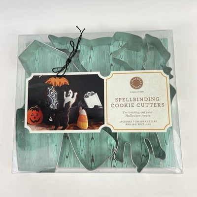 Martha Stewart Juego de encuadernación de hechizos de Halloween de 6 cortadores de galletas espeluznantes Macys LEER Foto 1 de 4