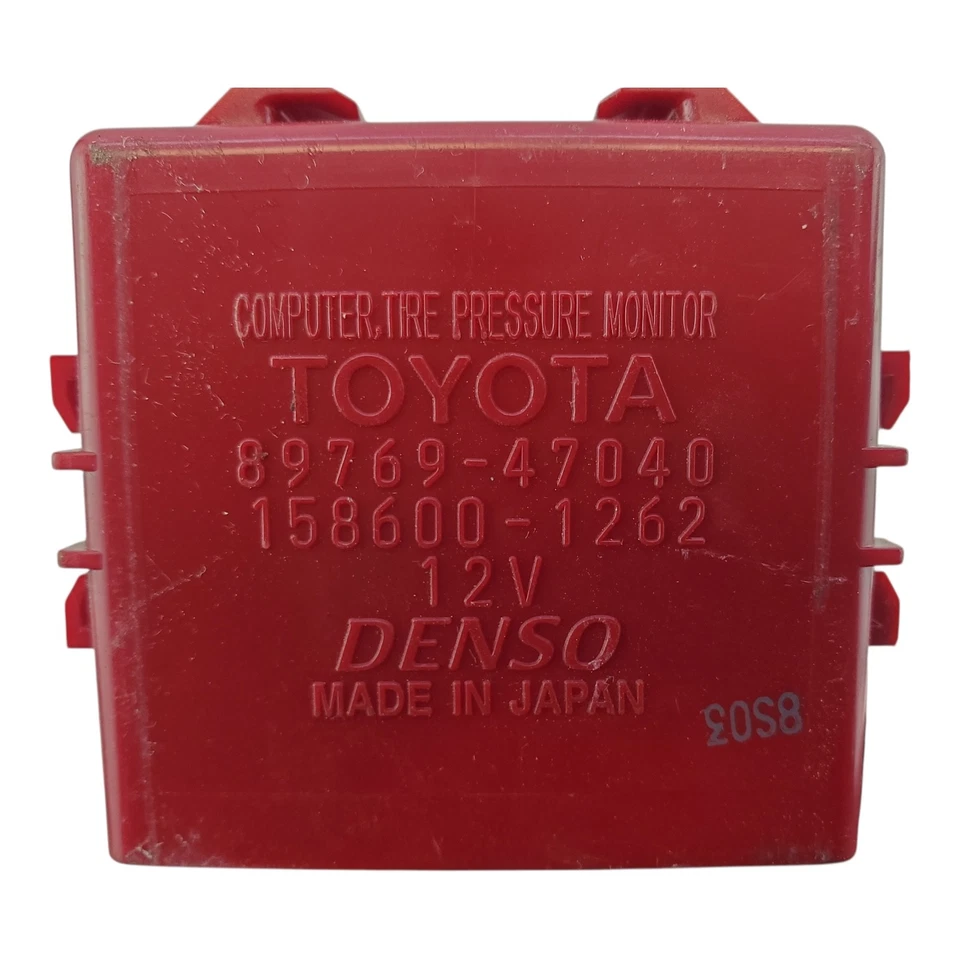 2012-2016 TOYOTA PRIUS V COMPUTER TIRE PRESSURE MONITOR 89769-47040 OEM - Image 1 of 1