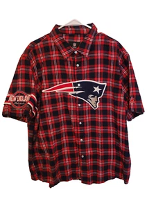 New England Patriots Embroidered Button Down S/S Shirt Mens Size 2XL - Picture 1 of 11
