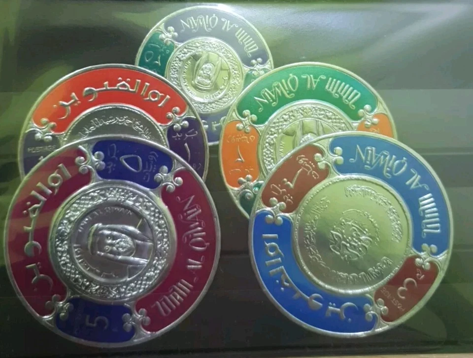 EAU UMMAL QIWAIN LÁMINA DE PLATA JUEGO COMPLETO DE 5 SELLOS MNH EN MUY BUEN ESTADO Foto 1 de 1