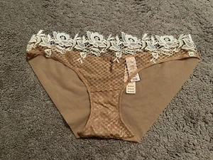 Victoria's Secret Dream Angels Cheekini Panty Nude / White Floral Mesh Sz S NWT - Picture 1 of 3