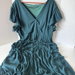 Green Women Midi Dress Size 3X V Neck Ruffle Sleeves - Picture 1 of 10