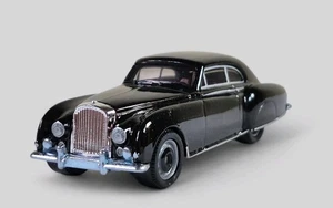 1954 BENTLEY R-TYPE CONTINENTAL Diorama Collectible DieCast Model Car 1:64 LOOSE - Picture 1 of 8