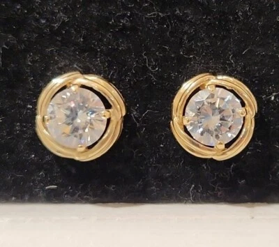 Aretes redondos de oro amarillo de 14k Diamonique circonita cúbica, 1,0 Cttw Foto 1 de 4