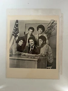 Welcome Back Kotter Lot (Photo Signed by Two Cast) Plus Golden All Star Book - Picture 1 of 12