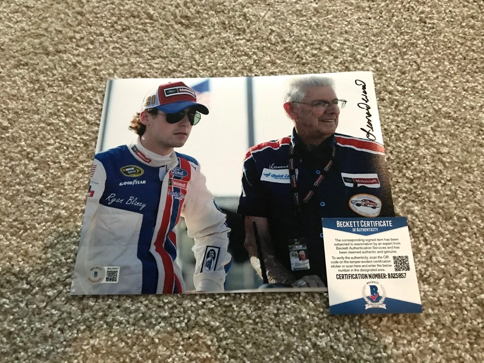 Foto autografiada firmada por Leonard Wood 8x10 NASCAR CREW PIT STOP BAS BECKETT A Foto 1 de 1