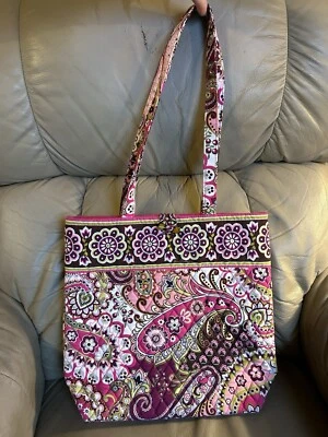 Vera Bradley Pink Very Berry Paisley Vera Tote Retired Vintage EUC - Image 1 of 4