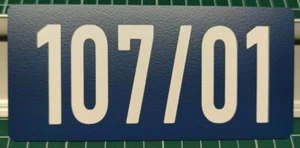 1 x Ordnungsnummer Konzessionsnummer Schild für Mietwagen in blau 7x15cm - Bild 1 von 4