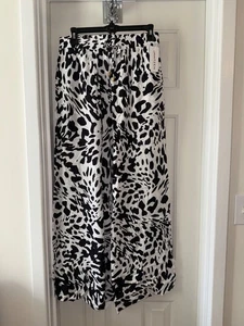 JANTZEN Reg Wide Leg Printed Pull-on Cover-up Pants PEARL ANIMAL sz SMALL - Picture 1 of 2