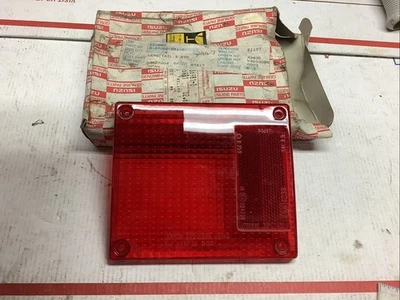 Nos 8-97066981-0 New Genuine Isuzu Tail Light Lens - Image 1 of 3