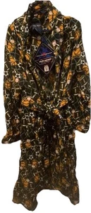 Mac Henry Boys Sports Plush Bath Robe, Medium (6-8) - Picture 1 of 5