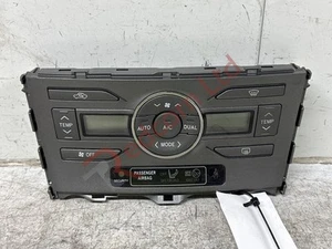 TOYOTA Auris 2006-2012 Heater Control 2011 - Picture 1 of 9