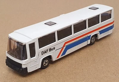 Etsi 1/87 Scale Diecast 187DAF - DAF Coach Bus - White - Image 1 of 4