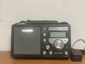 Grundig Eton S350DL Deluxe AM/FM SW World Receiver Shortwave Radio w/antenna - Zdjęcie 1 z 14