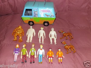 SCOOBY DOO CHARACTER FIGURE POSEABLE VARIOUS FIGURES AVAILABLE MULTI LISTING - Picture 1 of 21