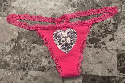 VICTORIA'S SECRET PINK M HEART CUTOUT BACK LACE VINTAGE RARE V STRING PANTIES - Image 1 of 4