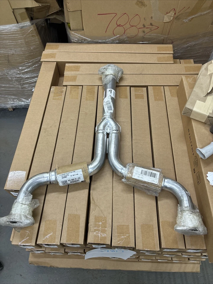 CarQuest, Exhaust Front Pipe For 05-07 Infiniti G35/ Nissan 350Z, #2100-234341 - Image 1 of 4