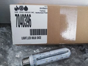 NEW (1) 7040396 Sub Zero LED Glass Light Bulb OEM (READ) - Picture 1 of 5