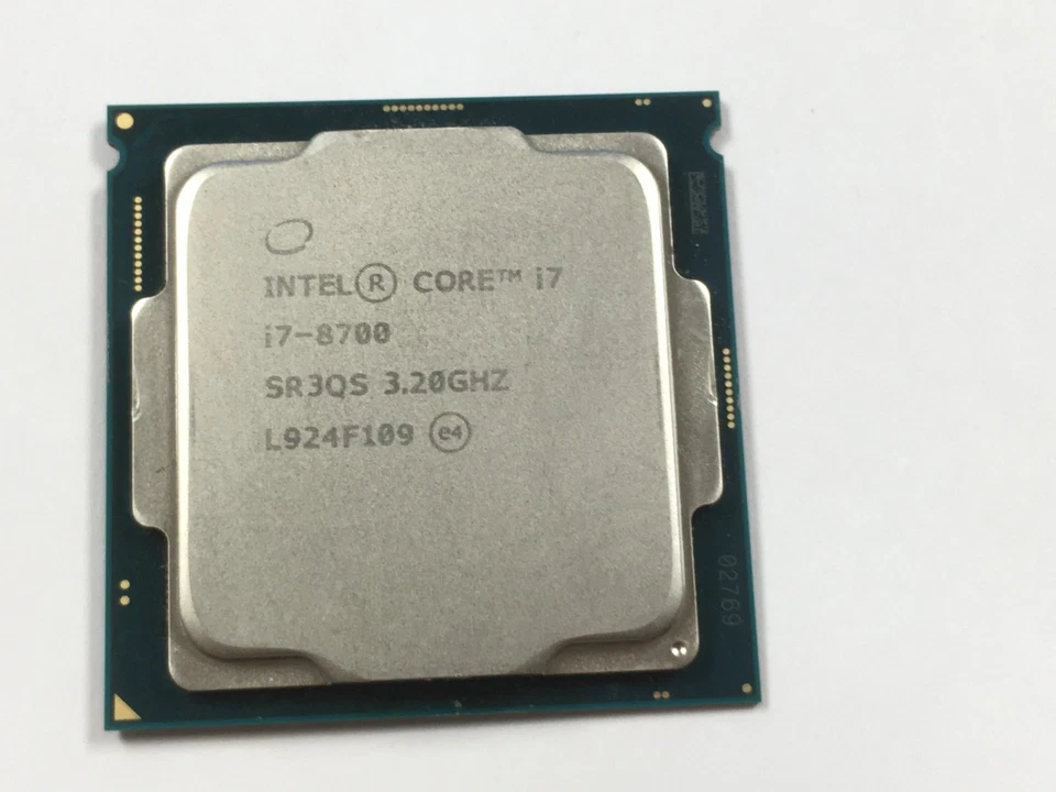 Intel Core i7 - 8700  / SR3QS   3.20GHz  12-MB  6-Core CPU LGA 1151 - Image 1 of 1