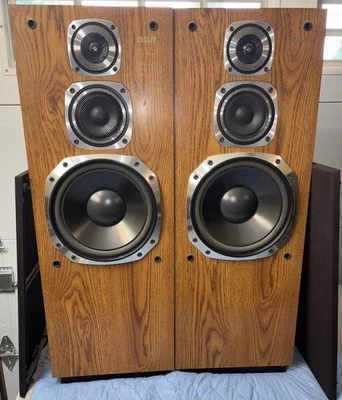 Altavoces de torre de 3 vías RCA SPK500T Dimensia TOTL - Hechos por Onkyo - EXCELENTE Foto 1 de 4