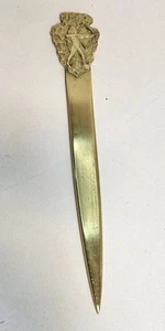 Apri lettere vintage ottone nativi americani punta di freccia metallo Arts Co Rochester NY 63/4" - Foto 1 di 7