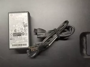 HP AC Power Adapter 0957-2304 Output +32V/+12V 1094mA/250mA Tested - Picture 1 of 3