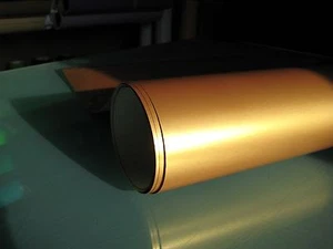 Viperstreifen Autofolie Oracal 751C gold- metallic 15 x 400 cm Auto Folie - Bild 1 von 2