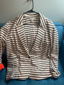 Schwarz-weiß gestreifter Damen Strickblazer von Old Navy, Größe XXL - Bild 1 von 7