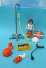 playmobil medical centre