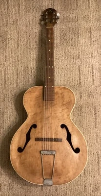 Guitarra Acústica KAY Archtop 1957 De Colección con Agujeros F Línea Kay Dorada Natural  Foto 1 de 4
