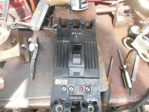 interruttore GE 2 poli tfk224f0000 - Foto 1 di 9