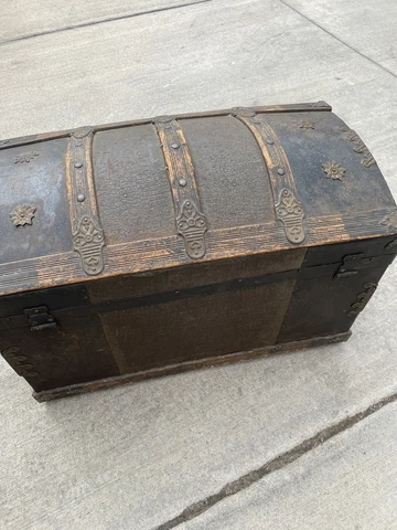 Antique Victoria Chest Cover