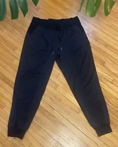 EUC🌟Lululemon Dance Studio Mid-Rise Jogger Pants Size 12 Black MSRP $128 - Picture 1 of 6