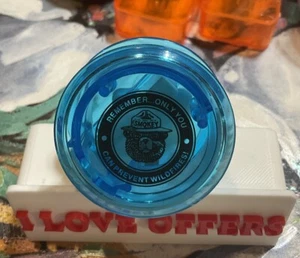 SMOKEY THE BEAR YOU CAN PREVENT WILDFIRES ROUND PENCIL SHARPENER BLUE RARE NOS - Picture 1 of 5