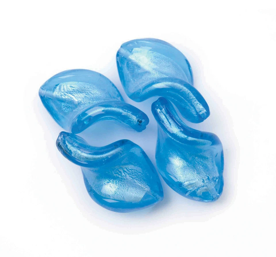 Glass Lamp Beads: 18mm: Twist:Blue - Pack of 4 - CF0180512 - The Craft Factory - Image 1 of 1